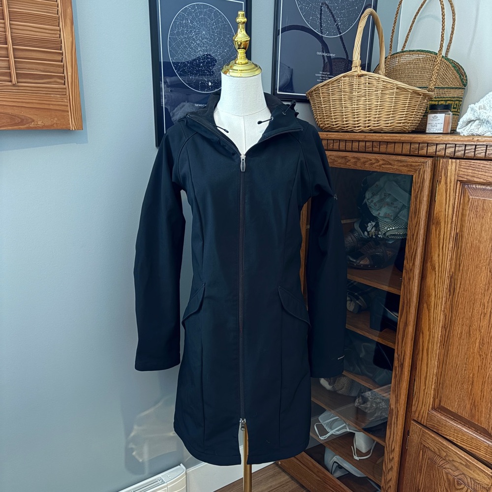 Columbia Titanium Omni-Shield Black Long Softshell Jacket